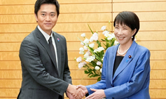 ליפן יש אישה בראשות הממשלה, בישראל שר אומר לח"כית "תפסיקי לקרקר"