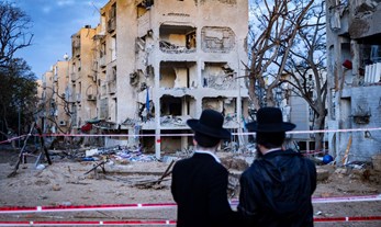 Haredi Society During the War: Who Issues the Guidelines Matters