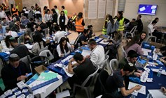 ספירת קולות בכנסת אחרי בחירות 2020 | Photo by Olivier Fitoussi/Flash90
