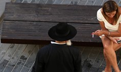 על חשיבות ה"חוץ"